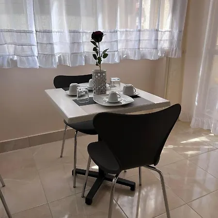 فندق مبيت وإفطار Relu'